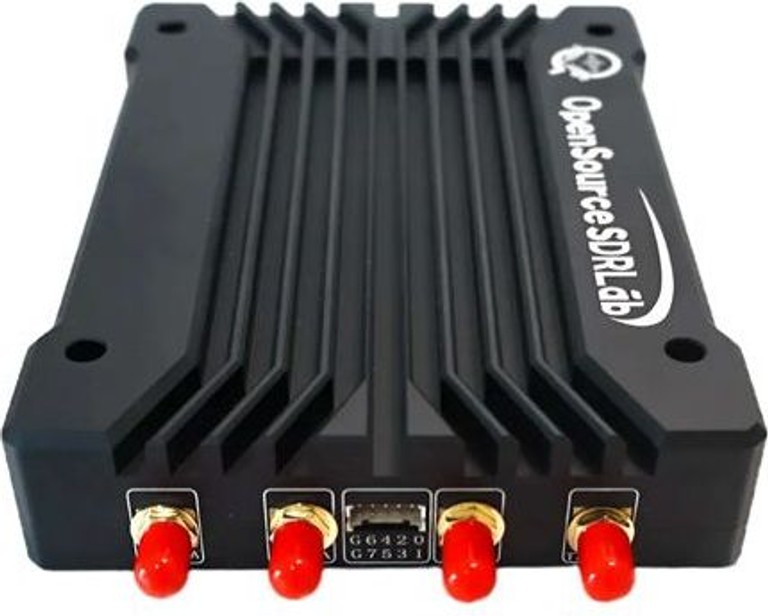 Дешиво USRP B210 AD9361 2x2 MIMO SDR с 4 антеннами 70МГц 6ГГц, OpenSource SDRLab с ломбарда