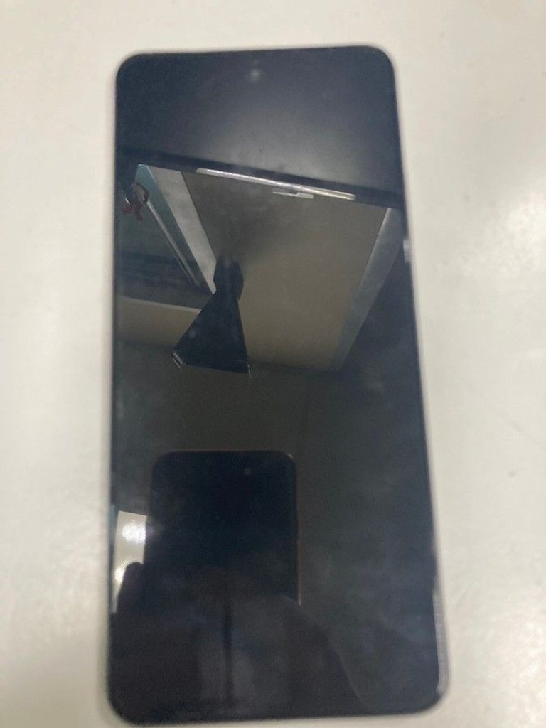 Дешиво Realme c75 8/256gb с ломбарда