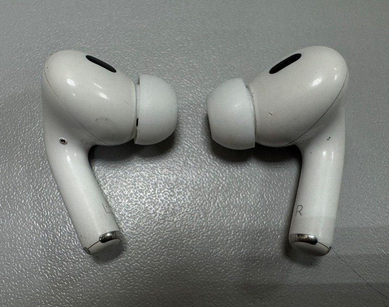 Оголошення Apple airpods pro 2nd generation magsafe Б/У