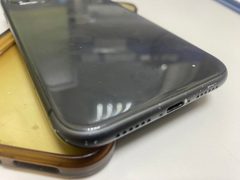 Apple iphone 11 64gb Код:01-201147618. Изображение 6