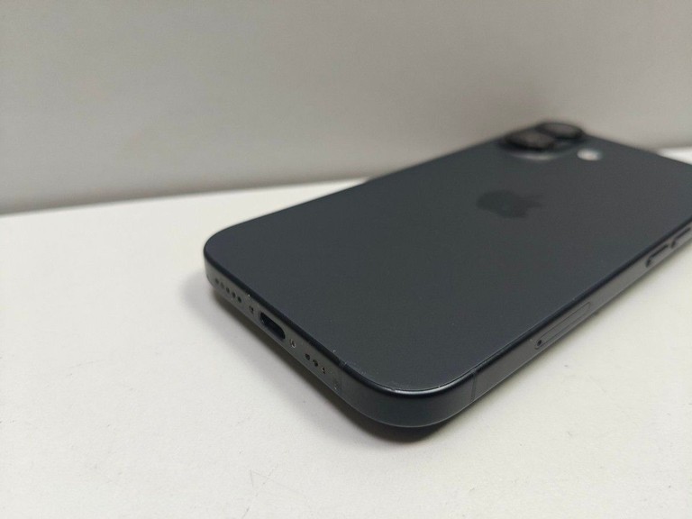 Apple iphone 16 128gb Код:01-201164554. Изображение 12