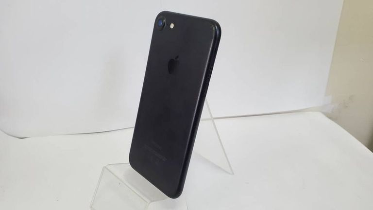 Apple iphone 7 32gb Код:01-18422092. Изображение 5