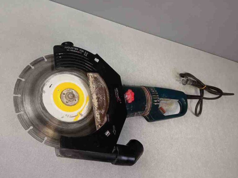 Bosch GWS 24-230 JVX Код:2000003348947. Изображение 8