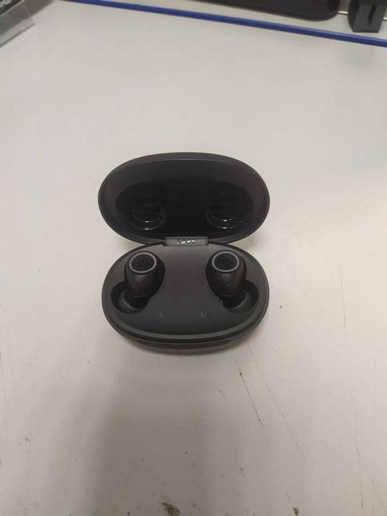 Купити Jbl free ii Б/У