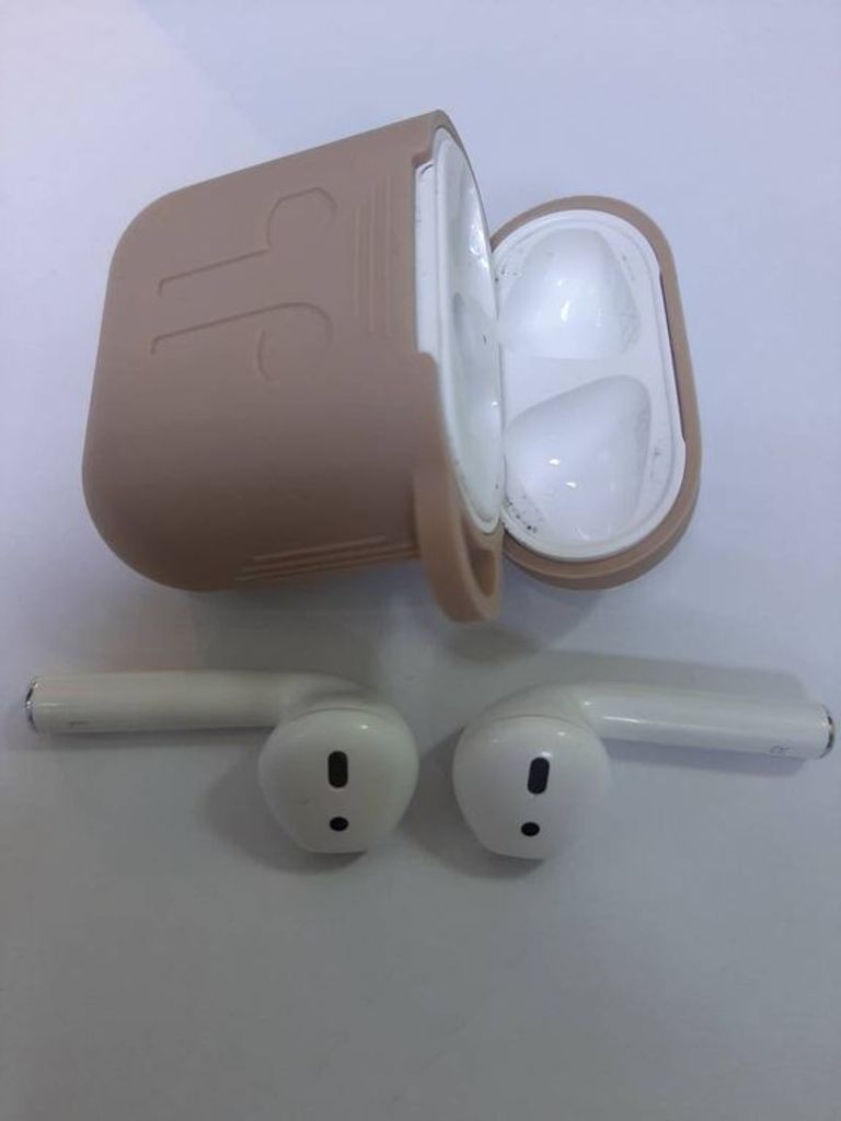 Дешево Apple airpods 2 gen a1602.a2032+a2031 2019г. з ломбарду