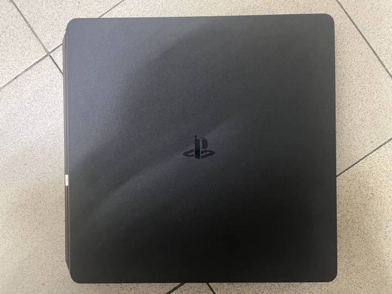 Sony playstation 4 slim 1tb