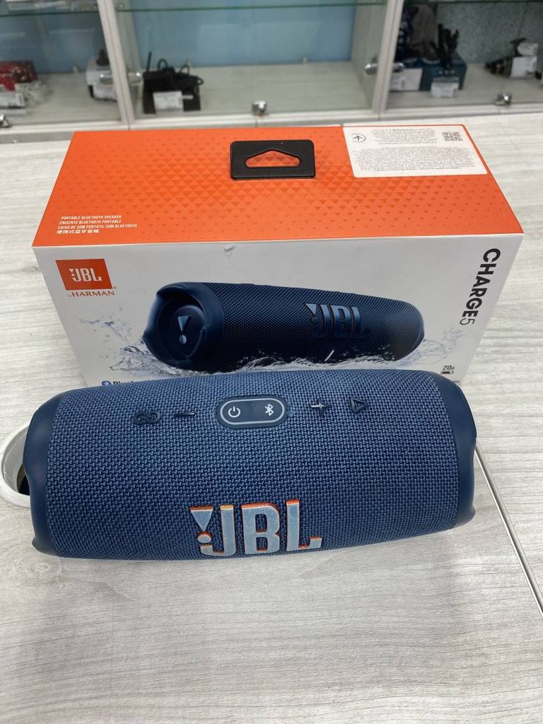 Купить Jbl charge 5 Б/У