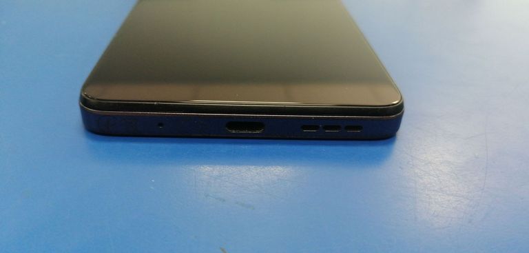 Дешиво Motorola g04 4/64gb с ломбарда