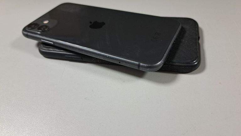 Apple iphone 11 64gb Код:01-200481362. Изображение 9