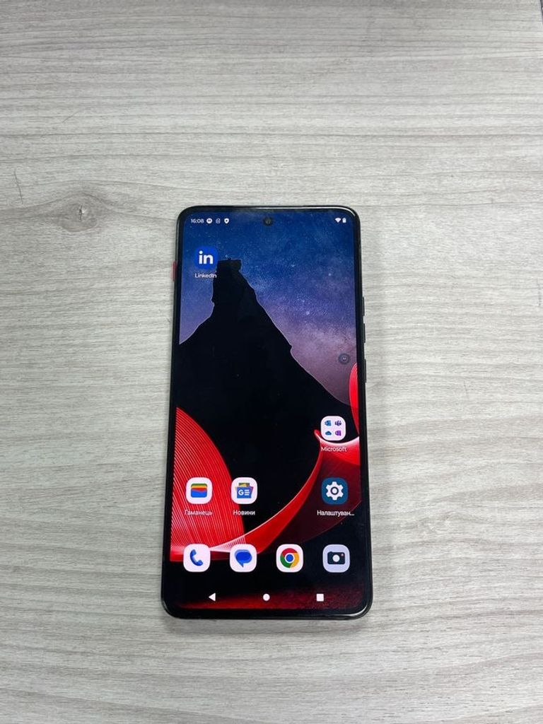 Оголошення Motorola ThinkPhone 8/256GB Carbon Black (PAWN0018) Б/У