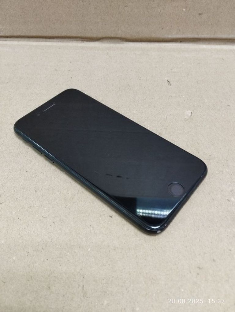 Apple iphone se 2020 256gb Код:01-200607794. Изображение 7