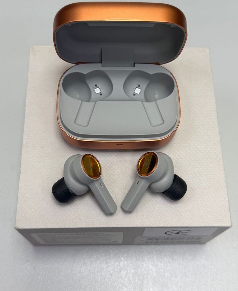 Оголошення Bang & olufsen Beoplay Eleven Copper Tone Б/У