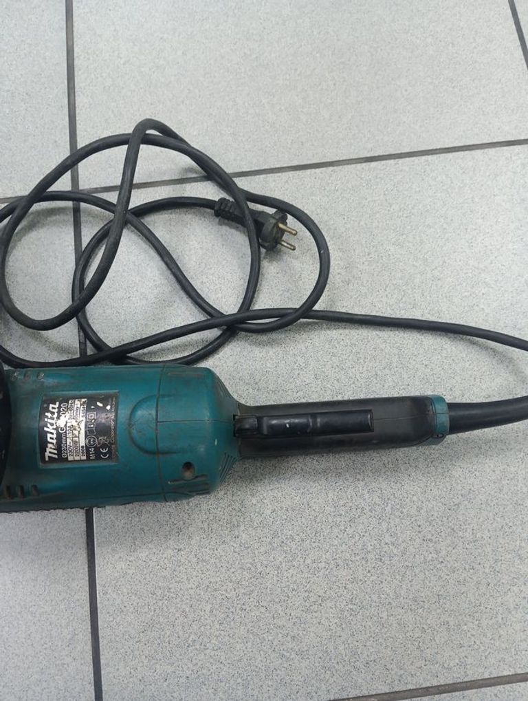 Розпродаж Makita GA9020, продавець Техноскарб