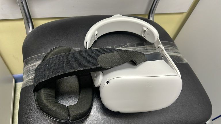 Купити Oculus Quest 2 128 GB Б/У