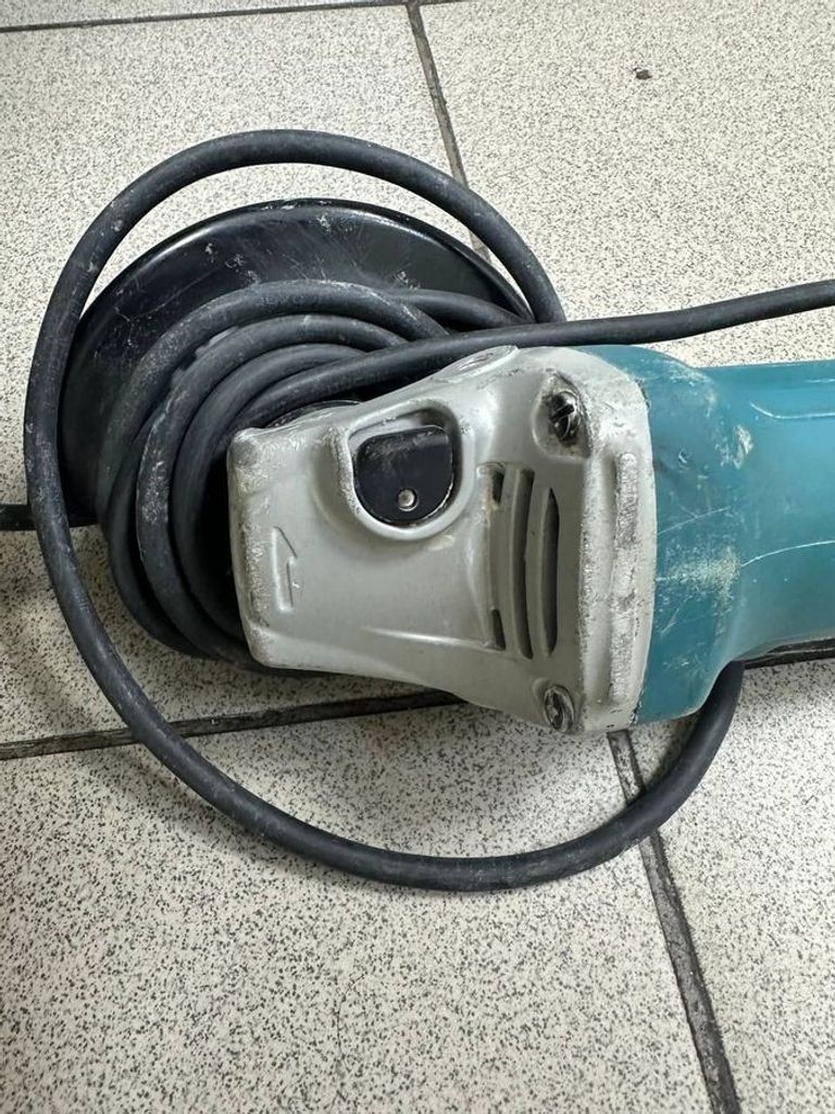 Оголошення Makita GA5030 Б/У