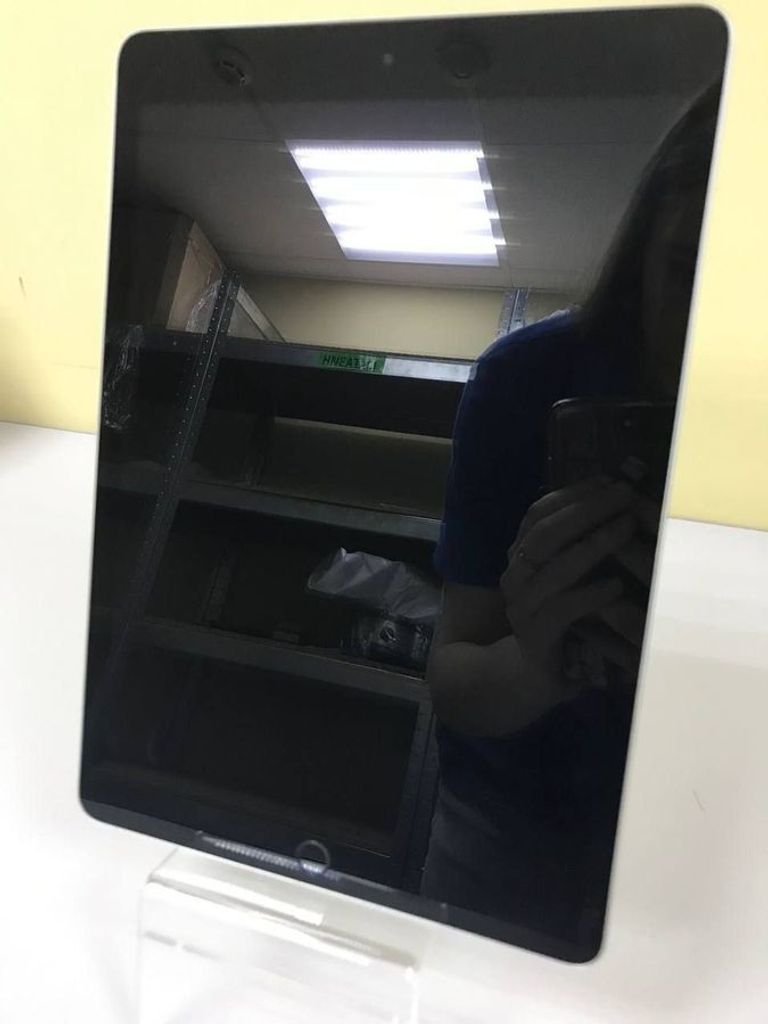Дешиво Apple ipad 10.2 2021 wi-fi 64gb с ломбарда