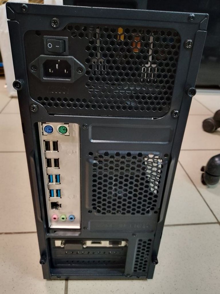 Оголошення Пк intel intel xeon e5-2680/ram 16 gb/hdd відсутній/ssd 250 gb/amd/ ati radeon rx 470 4gb gddr5 256bit Б/У