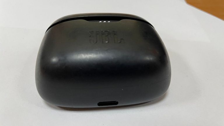 Распродажа Jbl tune buds, продавец Техноскарб