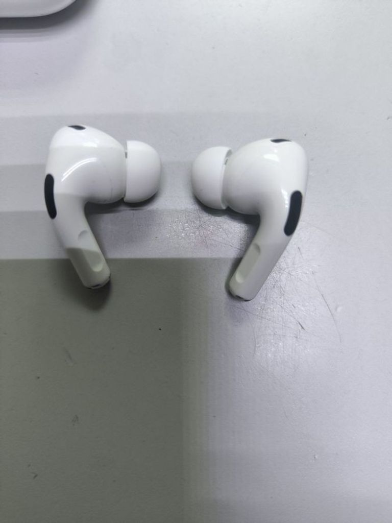 Объявление Apple airpods pro 2nd generation with magsafe charging case usb-c Б/У