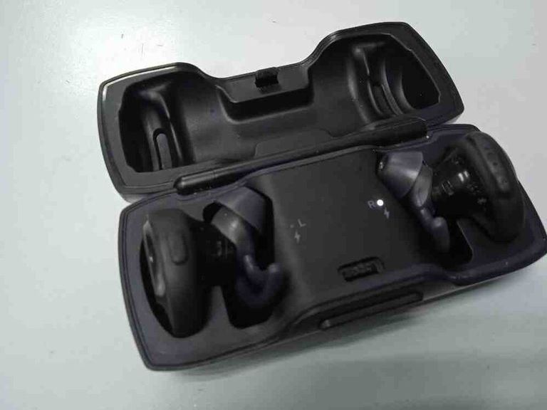 Купити Bose soundsport free Б/У