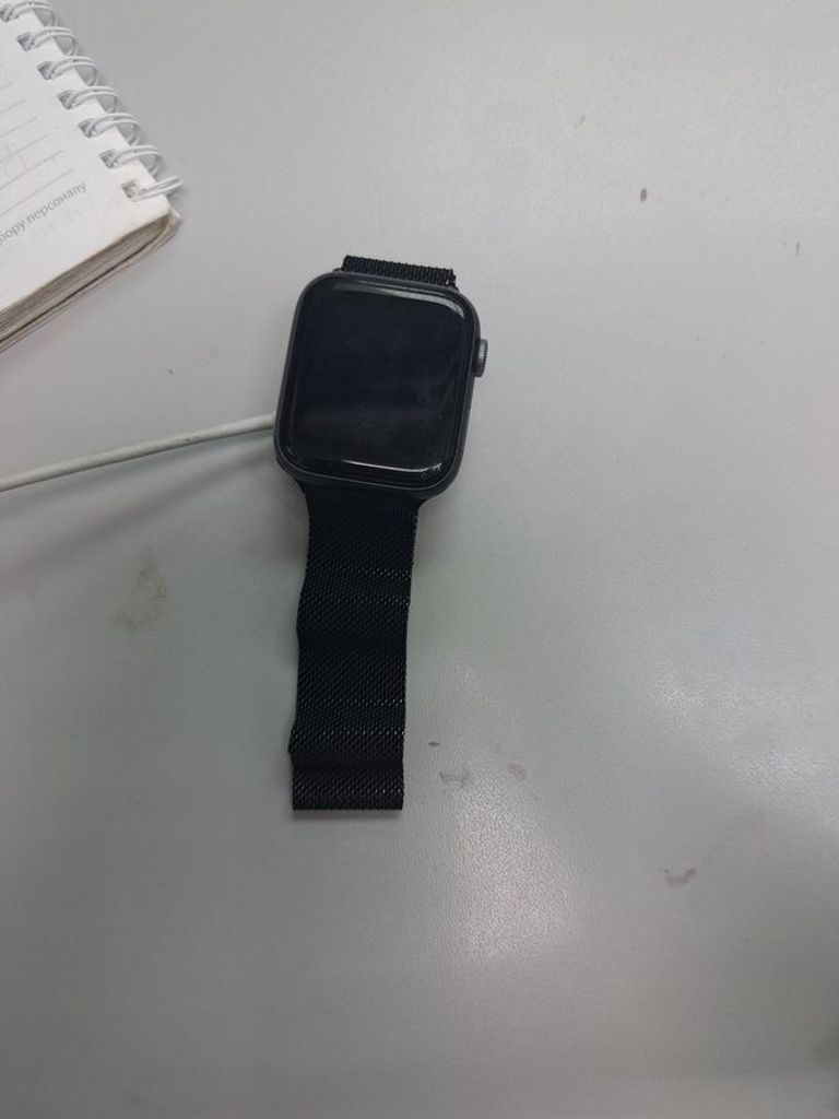 Дешево Apple watch series 5 gps 44mm aluminium case a2093 з ломбарду