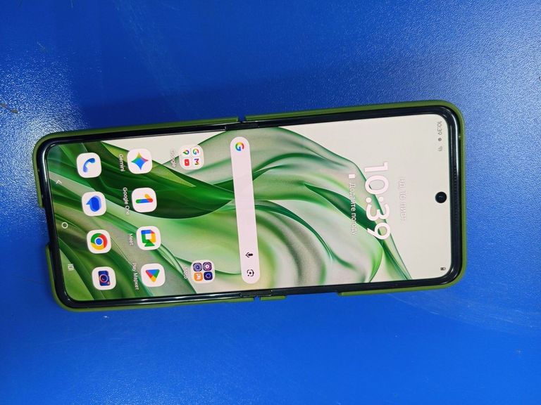 Купити Motorola Razr 50 Ultra 12/512GB Midnight Blue Б/У