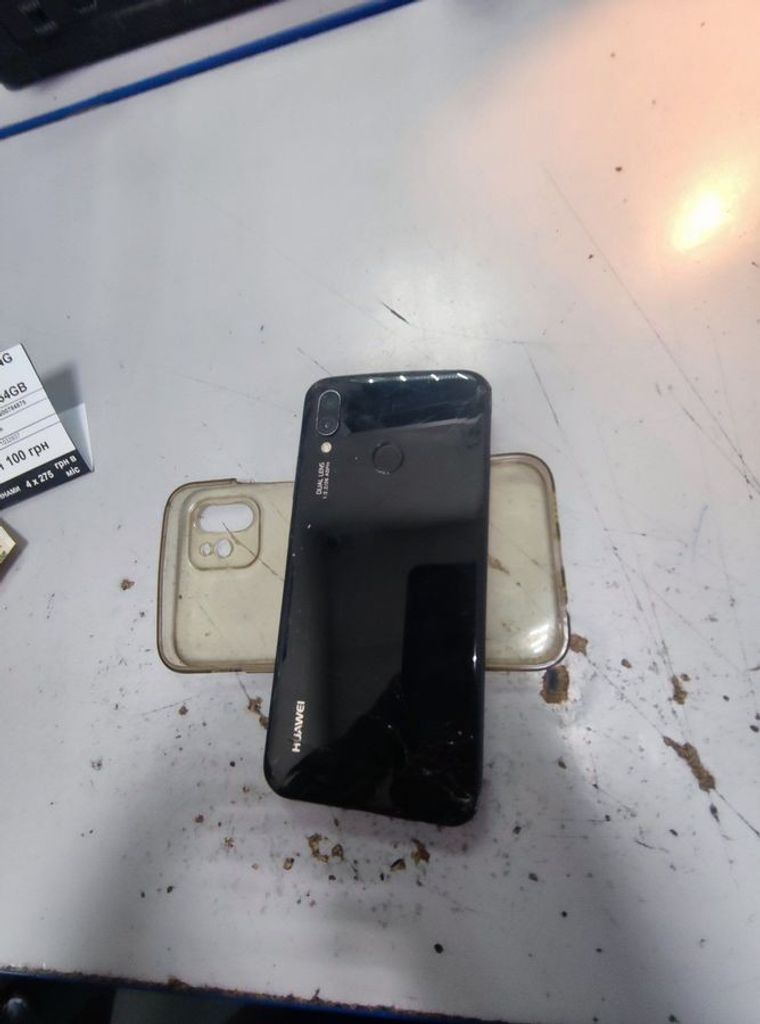 Дешиво Huawei p20 lite 4/64gb с ломбарда
