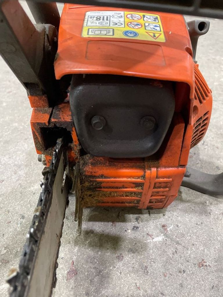 Дешево Husqvarna 142e (9528020-40) з ломбарду