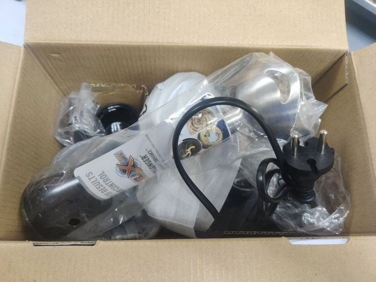 Дешево Tefal hb-943838 набір з ломбарду