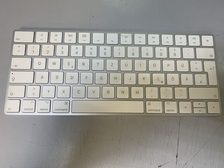 Купити Apple magic keyboard Б/У
