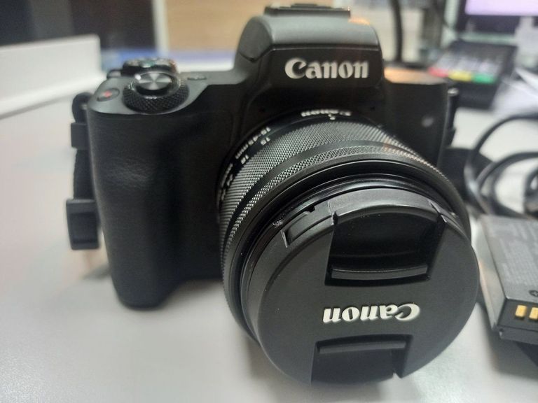 Купити Canon eos m50 + 15-45мм is stm Б/У
