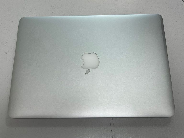 Объявление Apple macbook pro a1502, 13,3 core i5 2.4ghz, ram 4gb. ssd 128gb, intel iris 1536mb Б/У