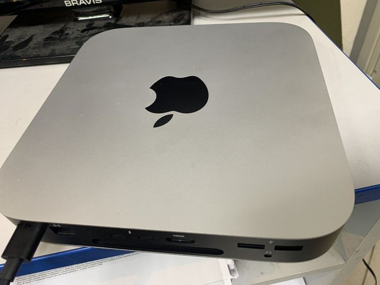 Купить Apple mac mini a2686 mmfj3 m2/8core/ram 8gb/ssd256gb Б/У