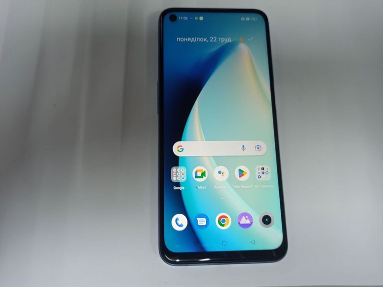 Купить Realme 8 4/64gb Б/У