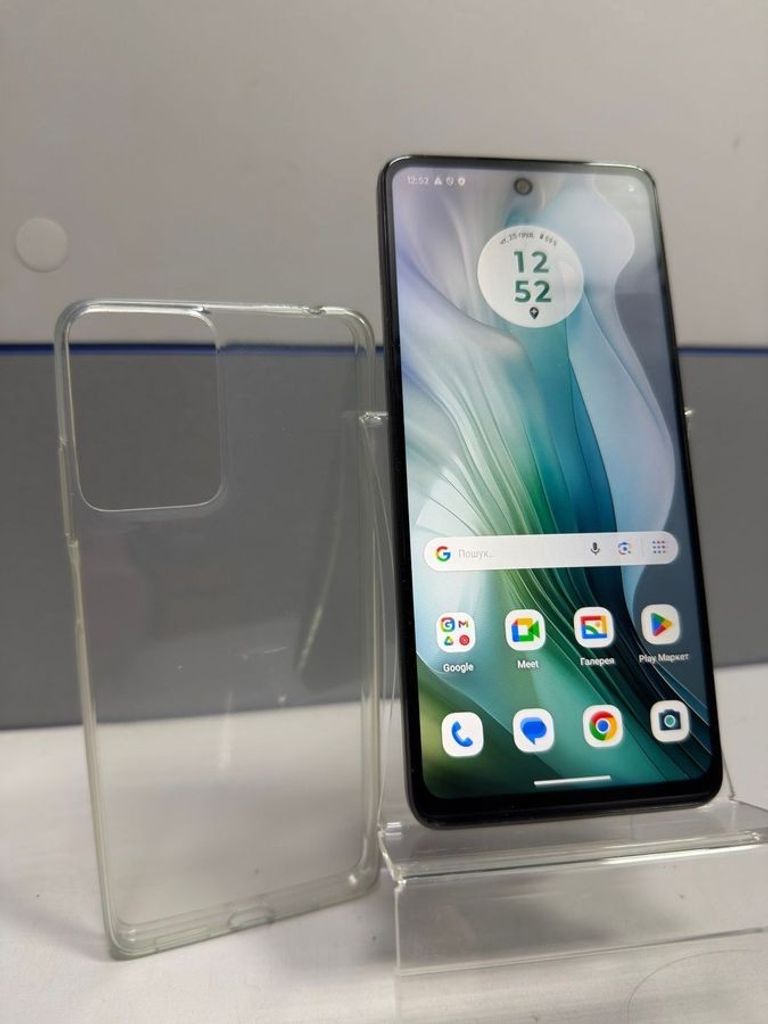 Купити Motorola moto e14 4/64gb Б/У