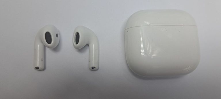 Оголошення Apple airpods 4 Б/У