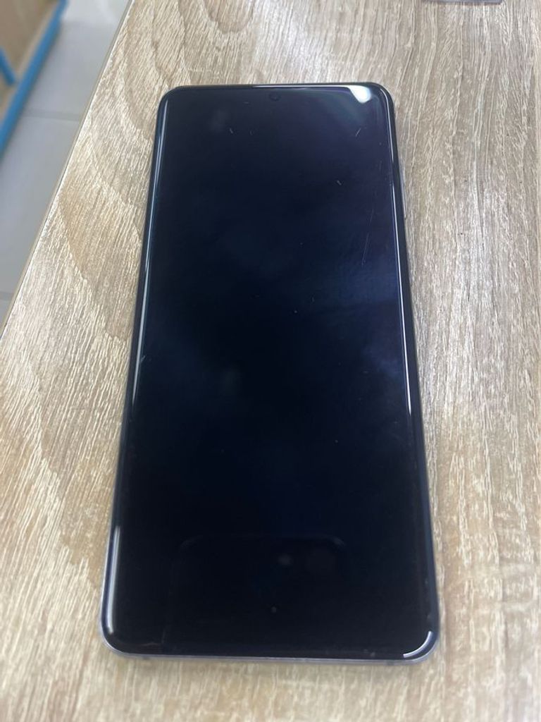 Объявление Samsung galaxy s20 sm-g980f 8/128gb Б/У