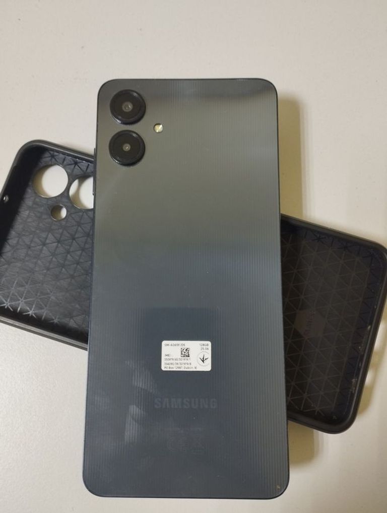 Дешиво Samsung galaxy a06 4/128gb с ломбарда