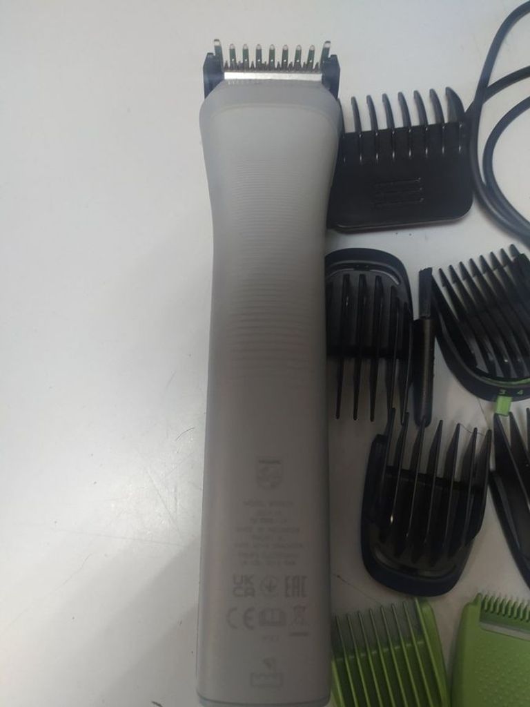 Дешево Philips All-in-One Trimmer 5000 Series MG5931/15 з ломбарду