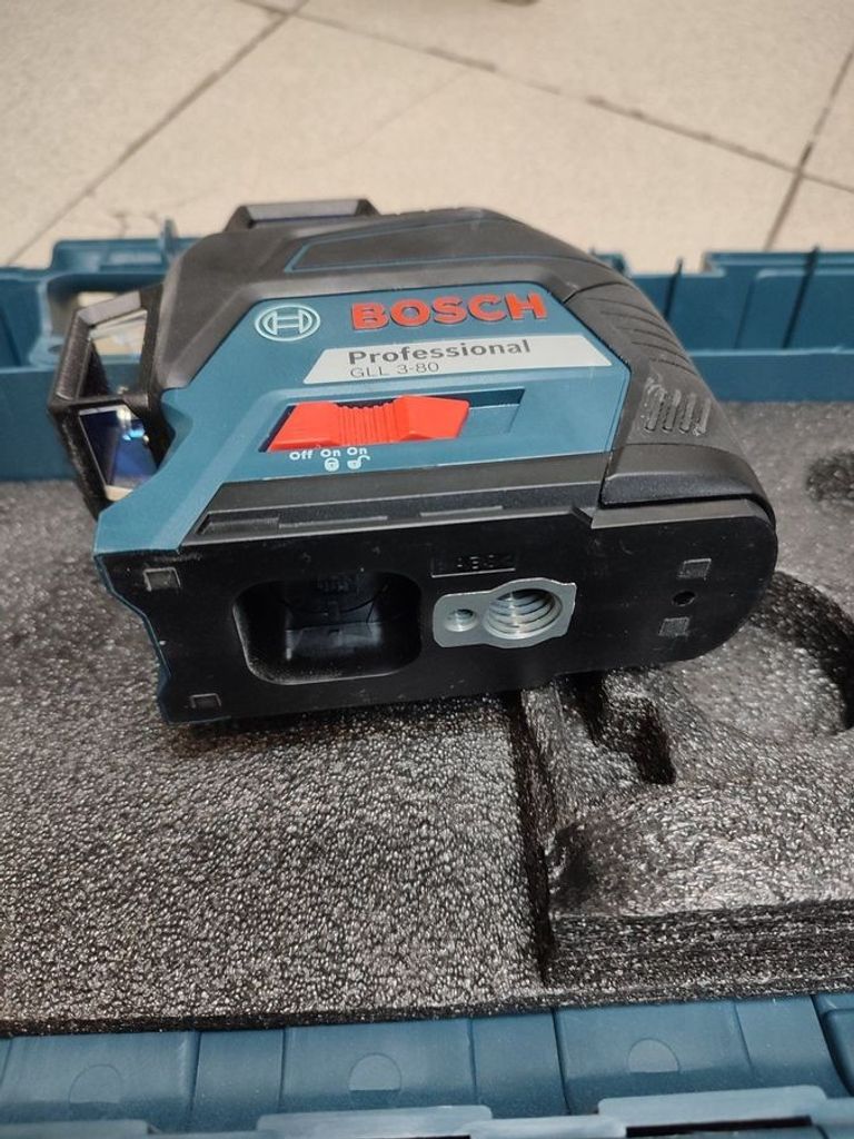 Дешево Bosch gll 3-80 professional з ломбарду