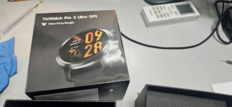 Дешево Mobvoi ticwatch pro 3 ultra gps shado з ломбарду