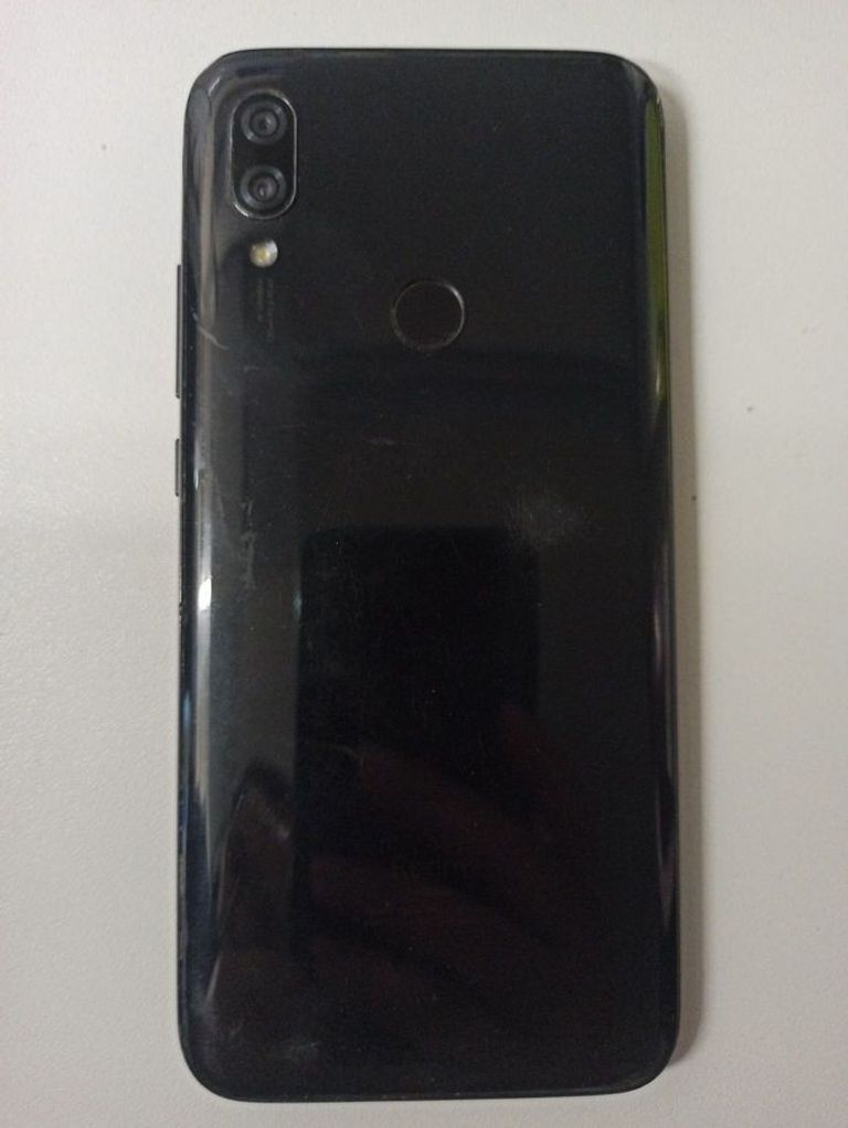 Оголошення Xiaomi Redmi 7 3/32GB Black Б/У