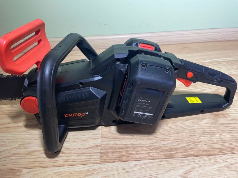 Объявление Dnipro-m DCS-200BC Dual + АКБ BP-260 2шт + ЗП FC-230 Dual (08461000-22) Б/У