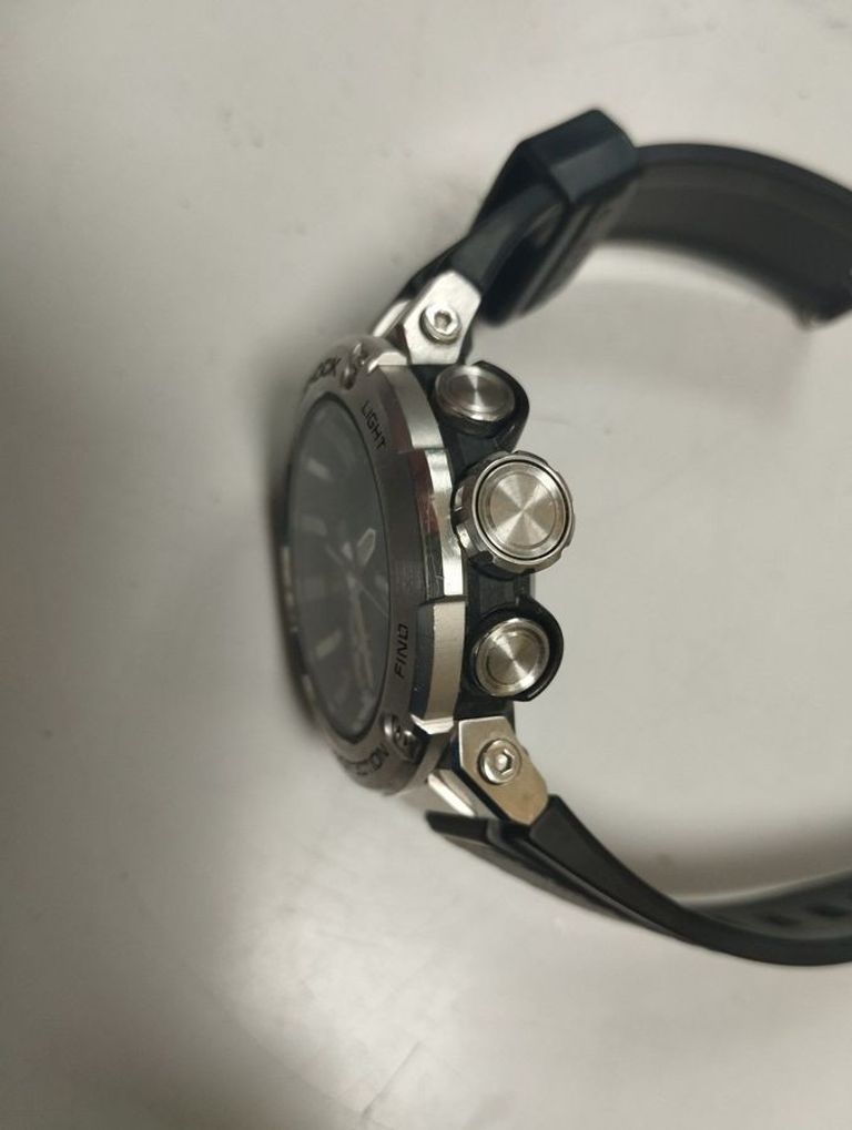 Оголошення Casio gst-b200 Б/У