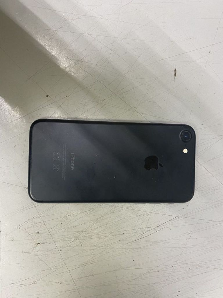 Дешево Apple iphone 7 128gb з ломбарду