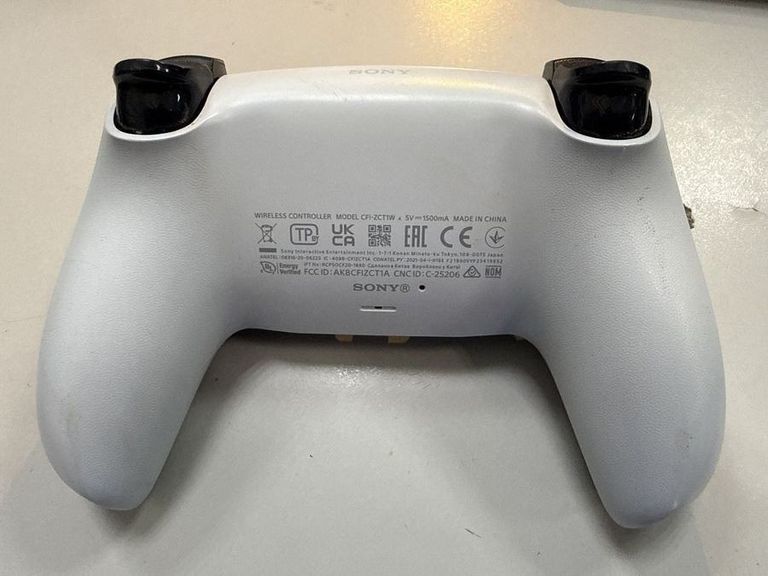 Оголошення Sony DualSense Black Б/У