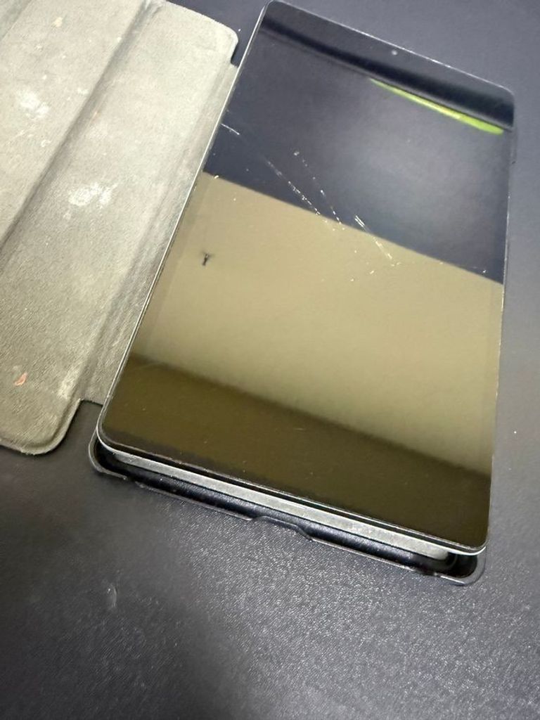 Оголошення Lenovo tab m8 tb300xu 3/32gb lte Б/У