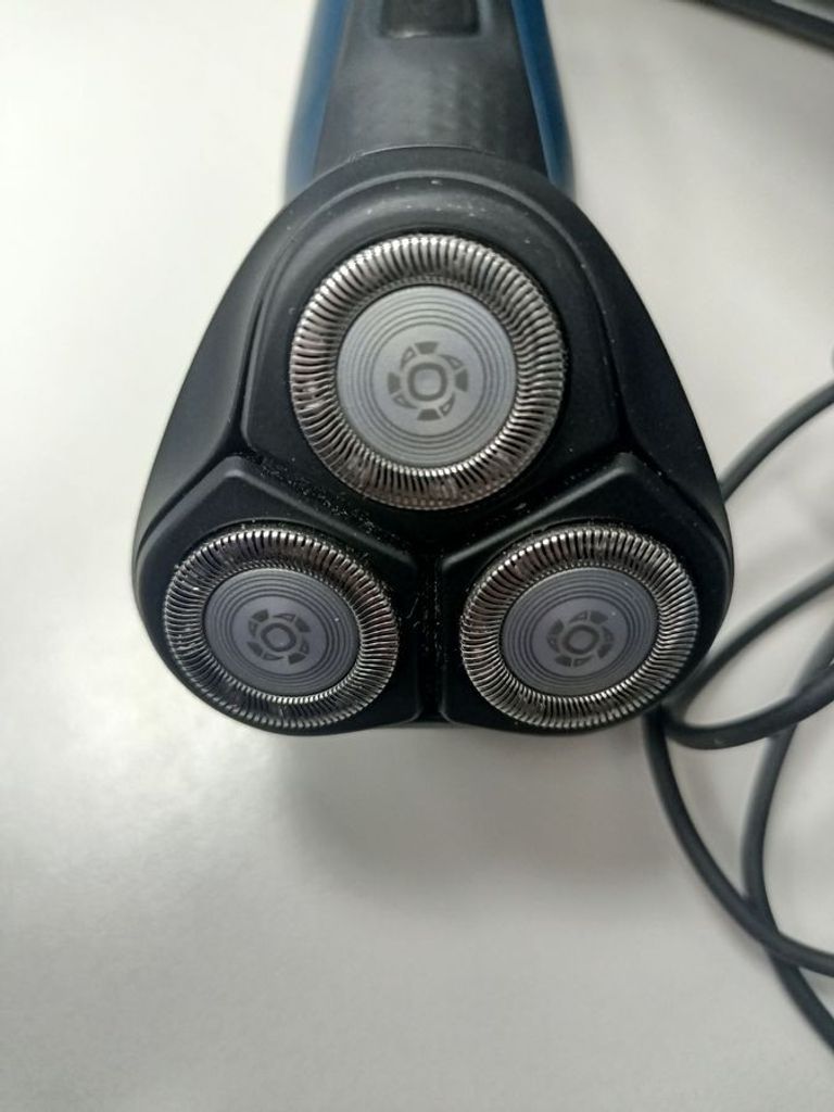 Дешево Philips series 1000 s1131/41 з ломбарду