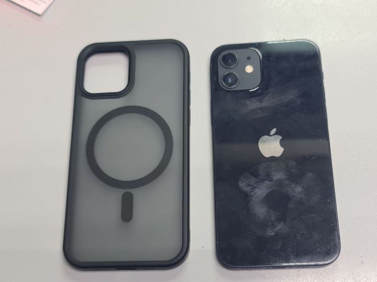 Розпродаж Apple iPhone 12 64GB (PRODUCT)RED, продавець Техноскарб