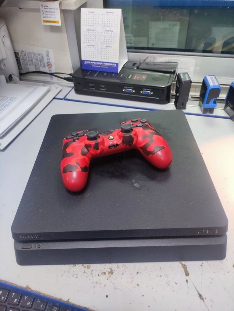 Купити  Sony PlayStation 4 Slim 1TB Black Б/У